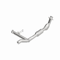 Thumbnail for Magnaflow 01-03 Ford F150 XL/XLT V6 4.2L OEM Grade / EPA Compliant Direct-Fit Catalytic Converter